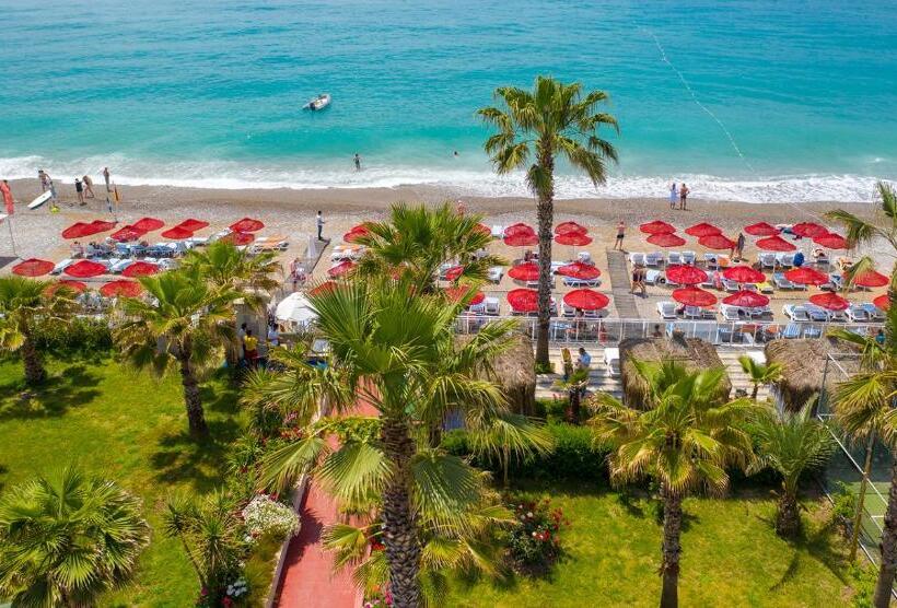 فندق Holiday Garden Resort