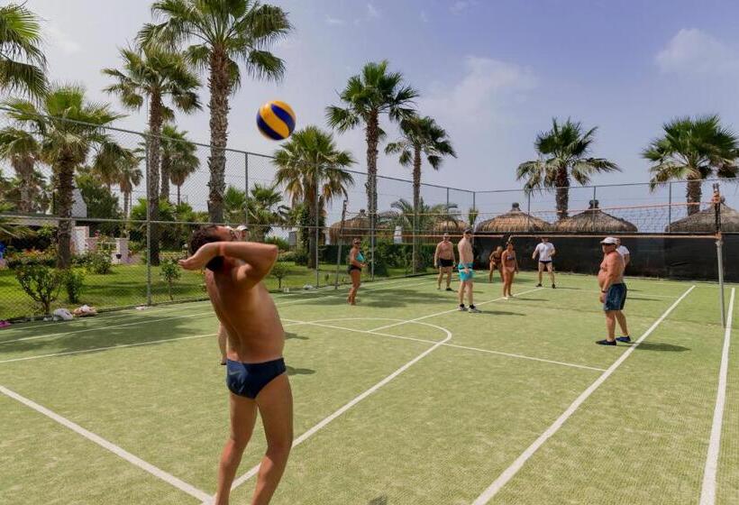 فندق Holiday Garden Resort