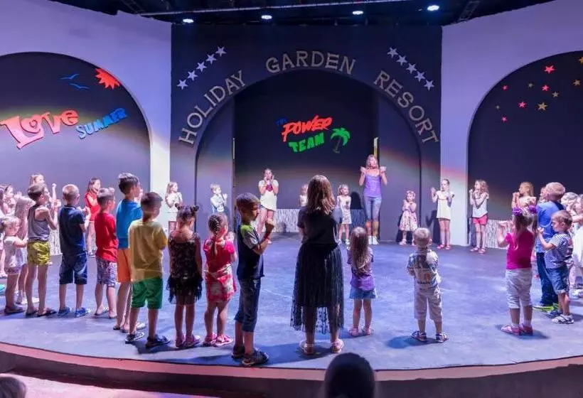 Отель Holiday Garden Resort