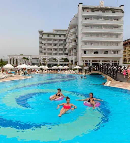 فندق Holiday Garden Resort