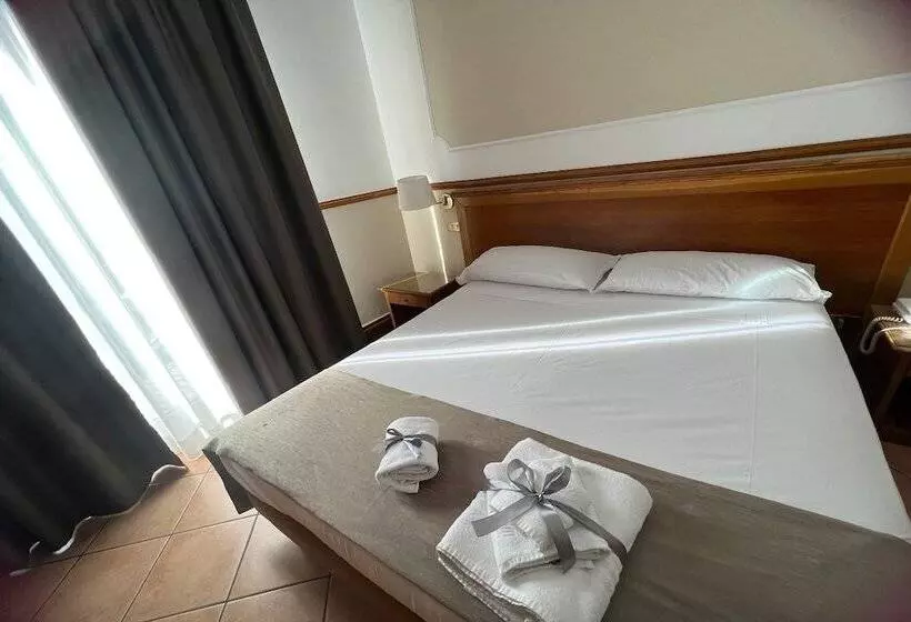 בית מלון כפרי Leopardi