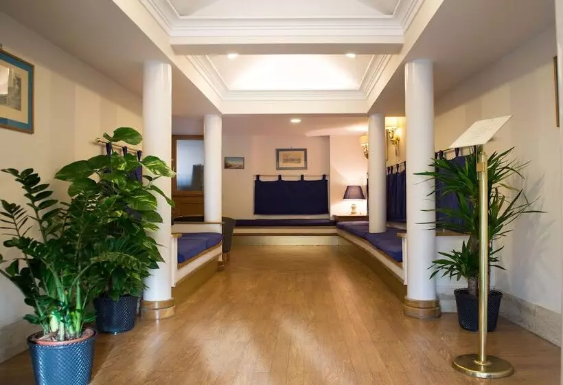 בית מלון כפרי Leopardi