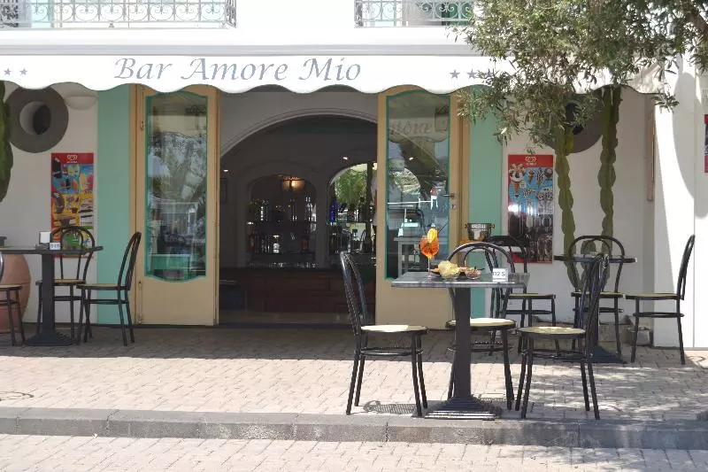 Отель Ossidiana Stromboli Center