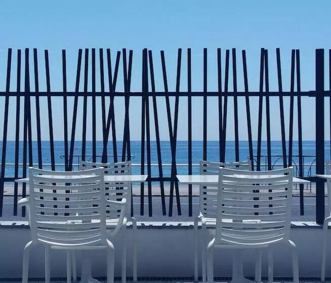 酒店 Riva Art & Spa