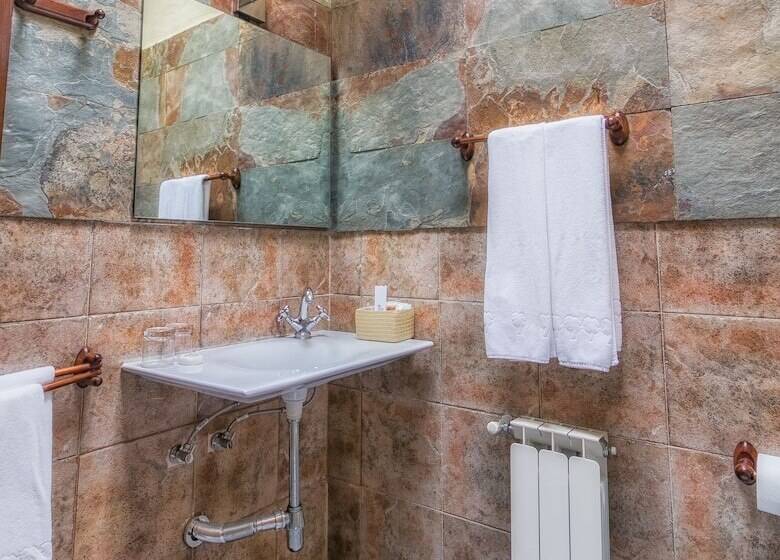 فندق ريفى Rural Livvo Maipez