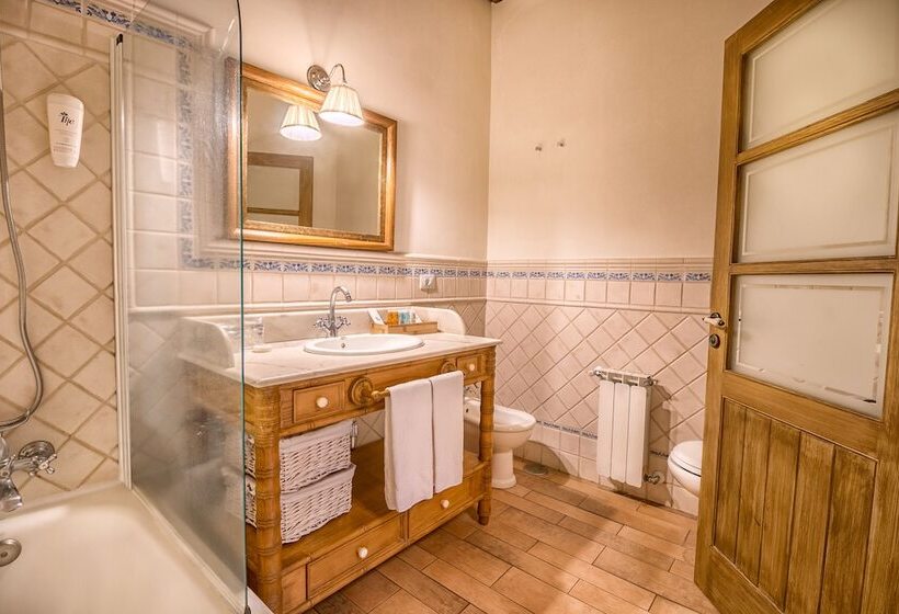 فندق ريفى Rural Livvo Maipez