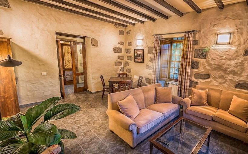 فندق ريفى Rural Livvo Maipez