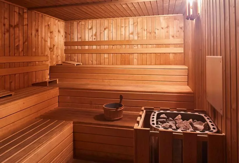 هتل Silken Ciudad Gijon