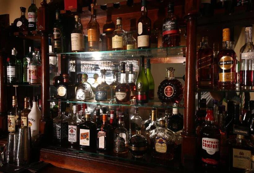 酒店 Sir Sam S Inn & Waterspa   Adults Only