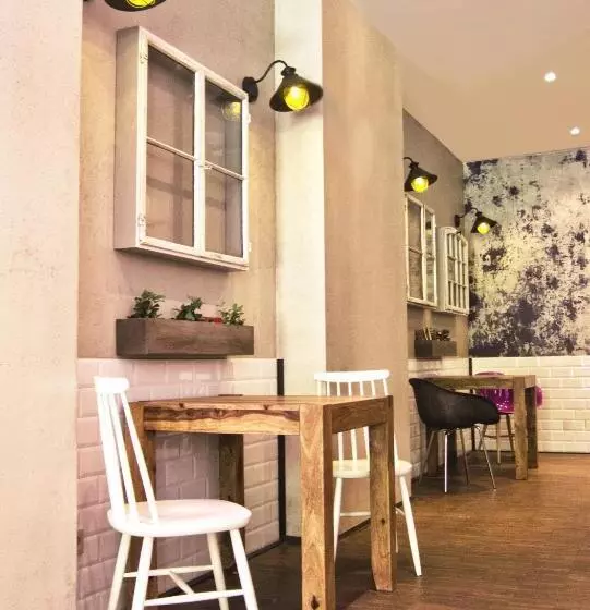 هتل St Christopher S Inn Berlin Mitte