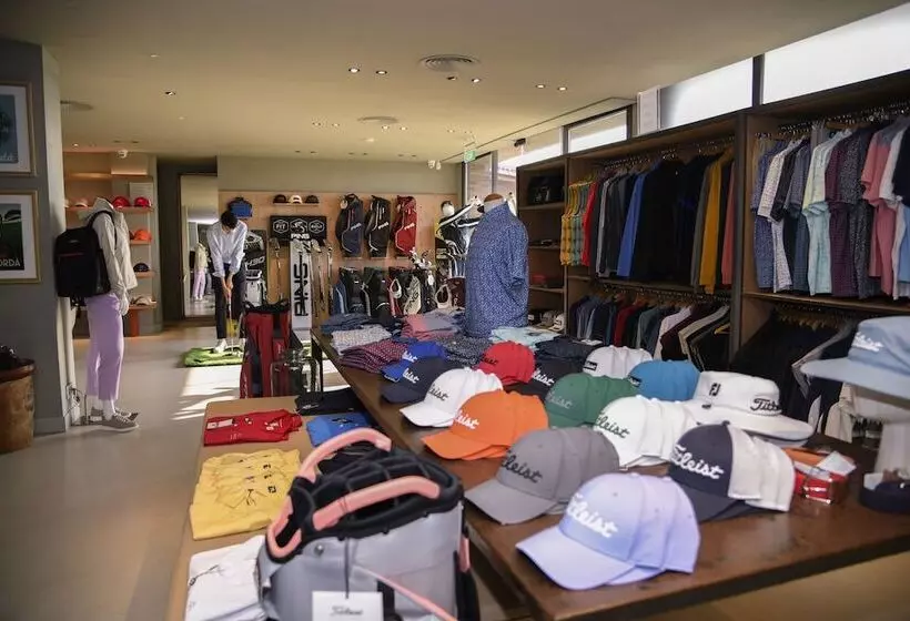 ホテル Terraverda at Empordà Golf Resort
