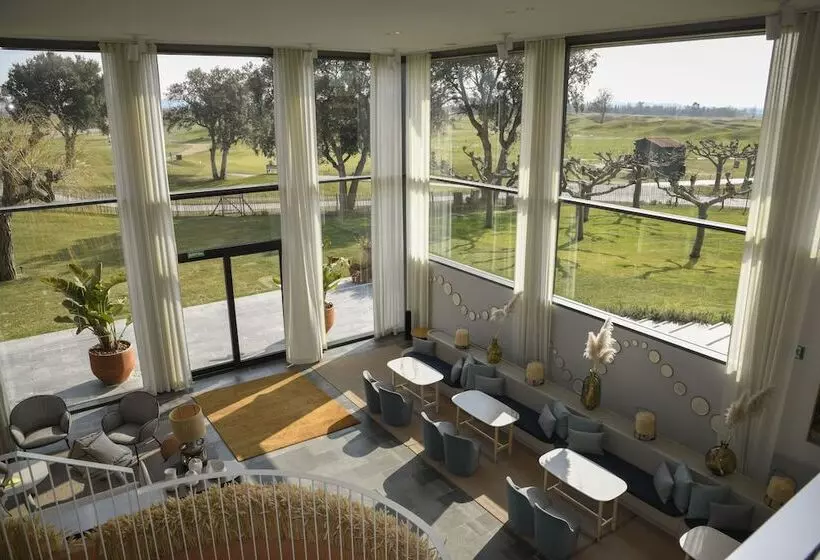 فندق Empordà Golf Resort