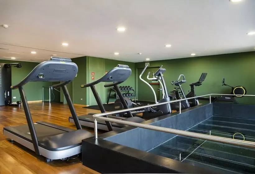 فندق Empordà Golf Resort