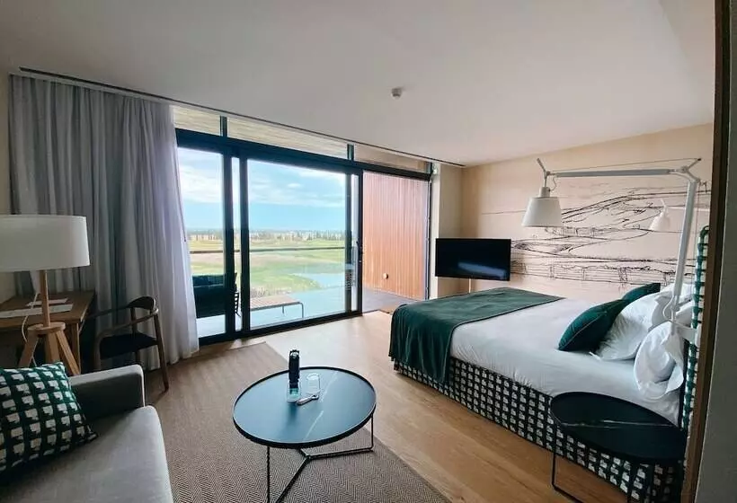 فندق Empordà Golf Resort