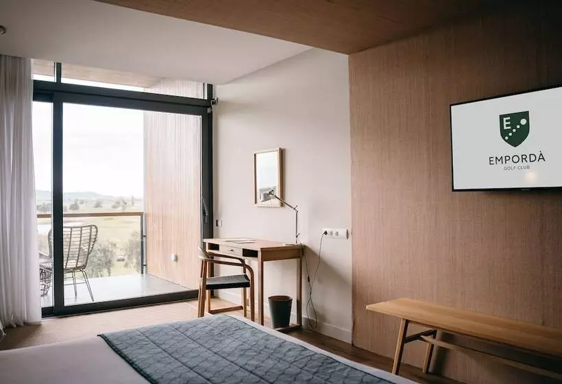 فندق Empordà Golf Resort