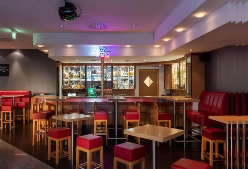 Sunday Hotel Frankfurt Airport - Neu-Isenburg