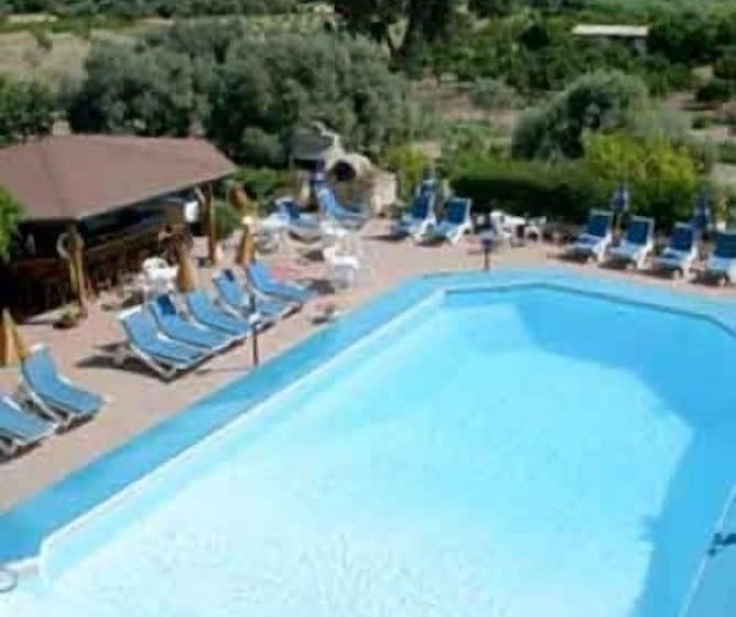 Alkionest Hotel Apartments