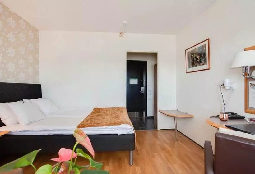 Отель Best Western Capital