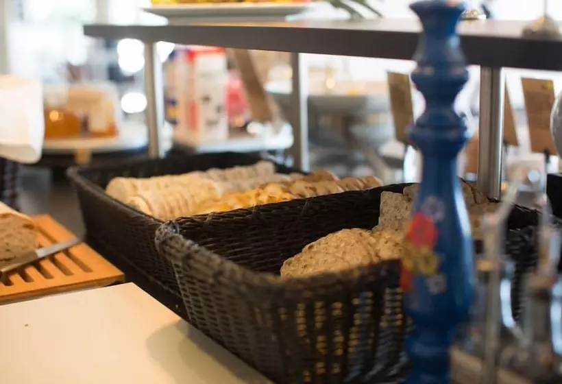 Отель Best Western Capital