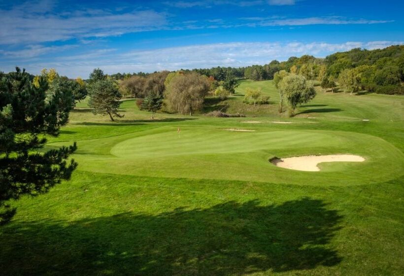 호텔 Chateau Le Prieure Saumur  La Maison Younan