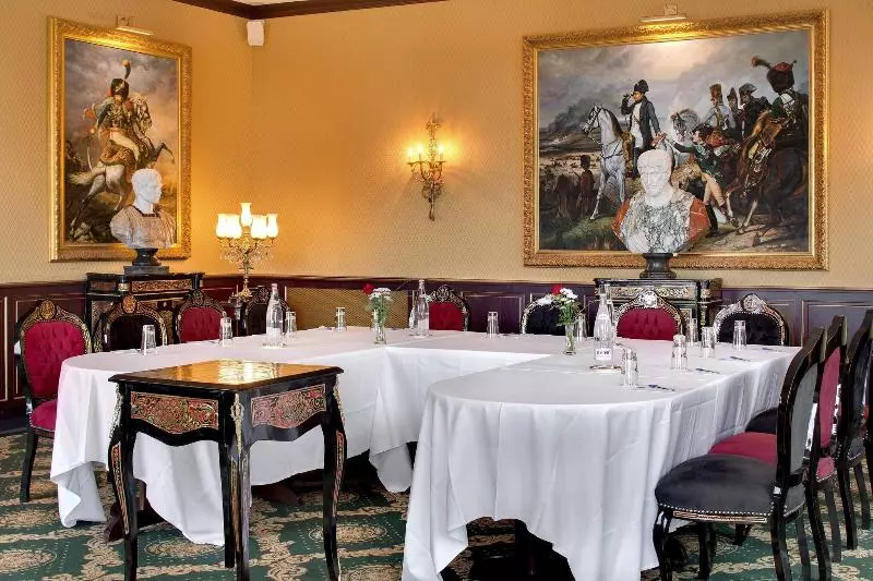 فندق Chateau Le Prieure Saumur  La Maison Younan