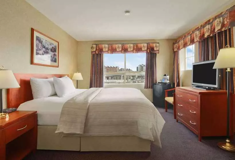 Hotel Days Inn By Wyndham Vancouver Airport