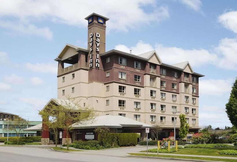 Hotel Days Inn By Wyndham Vancouver Airport