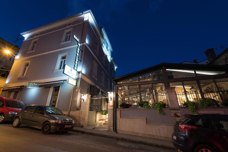 בית מלון כפרי Galija