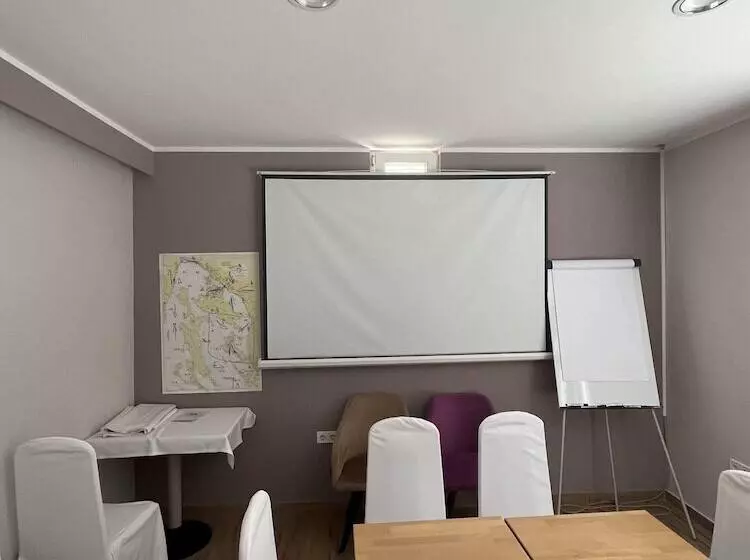 בית מלון כפרי Galija