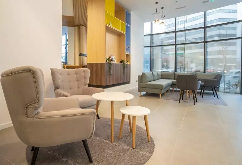 هتل Holiday Inn Bucharest Times, An Ihg