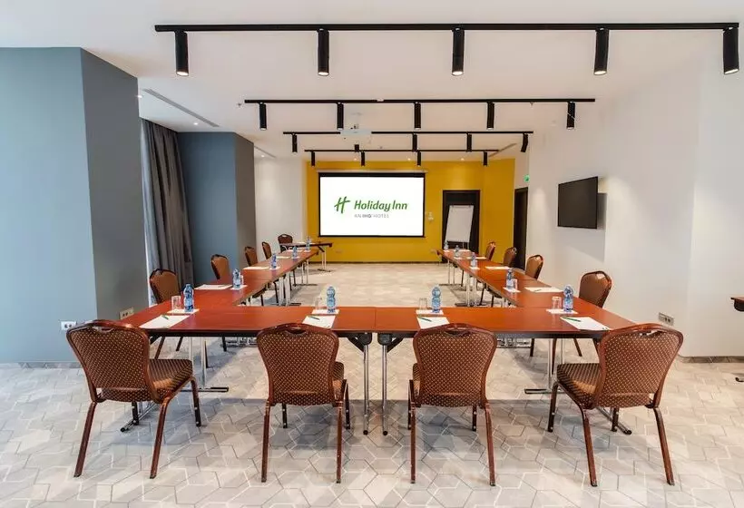 هتل Holiday Inn Bucharest Times, An Ihg