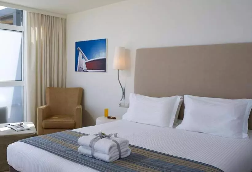 Отель Kriti Beach