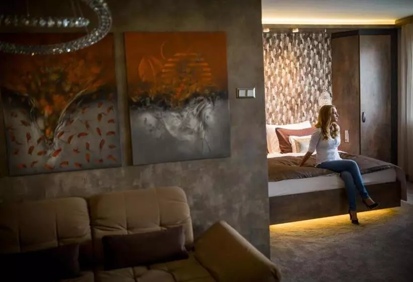 호텔 Mendan Magic Spa & Wellness