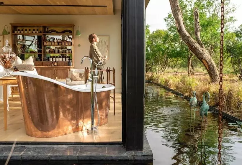 בית מלון כפרי Monwana