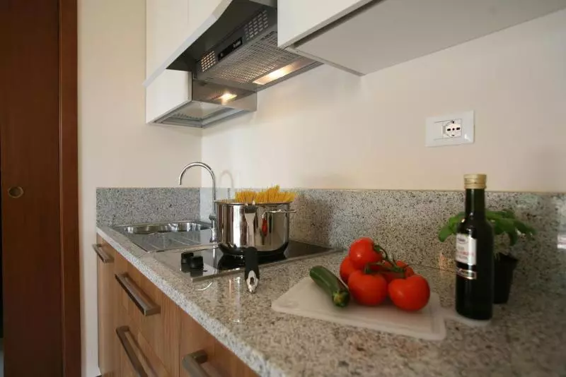 هتل The Garda Village