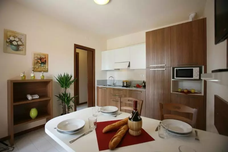 هتل The Garda Village