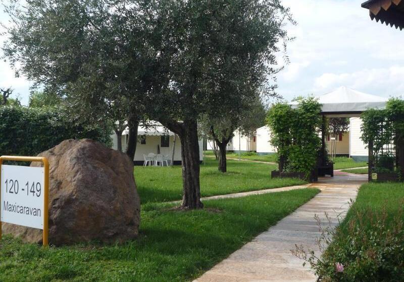 Отель The Garda Village