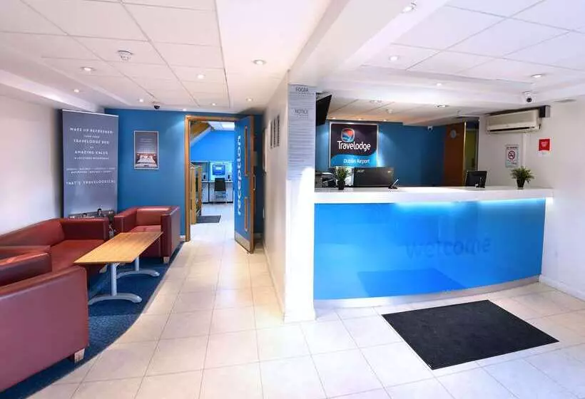 ホテル Travelodge Dublin Airport North Swords