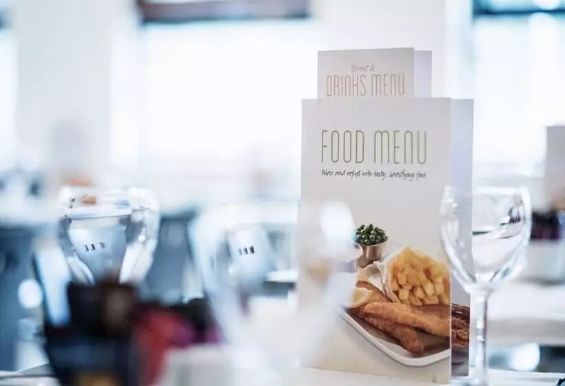 فندق Travelodge Dublin Airport North  Swords