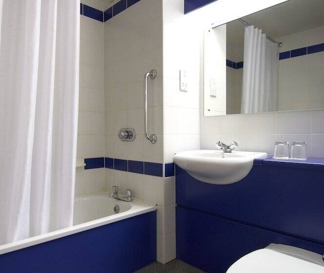 酒店 Travelodge Dublin Airport North  Swords