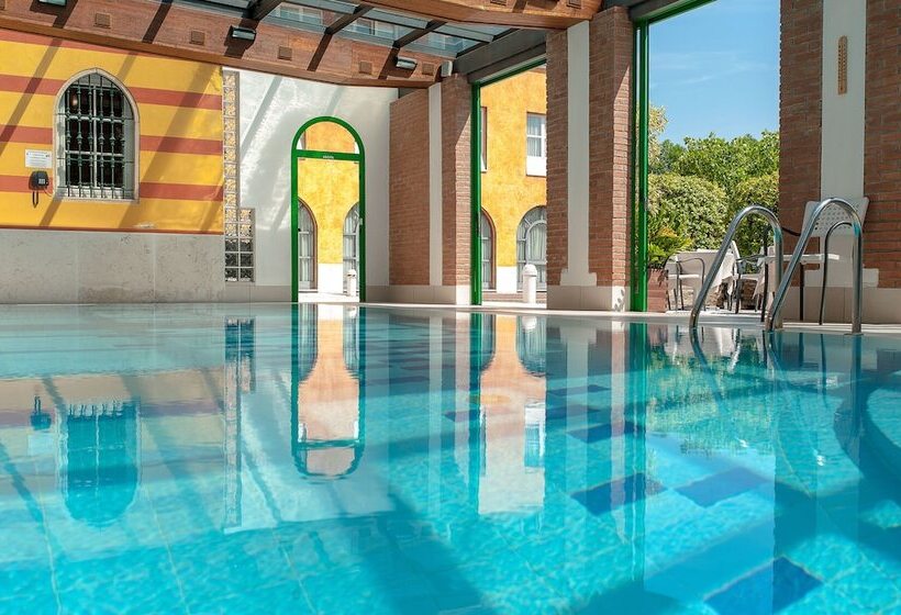 هتل Villa Malaspina