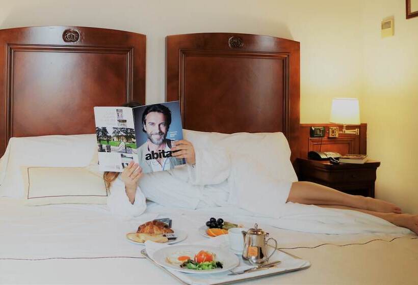 هتل Villa Malaspina