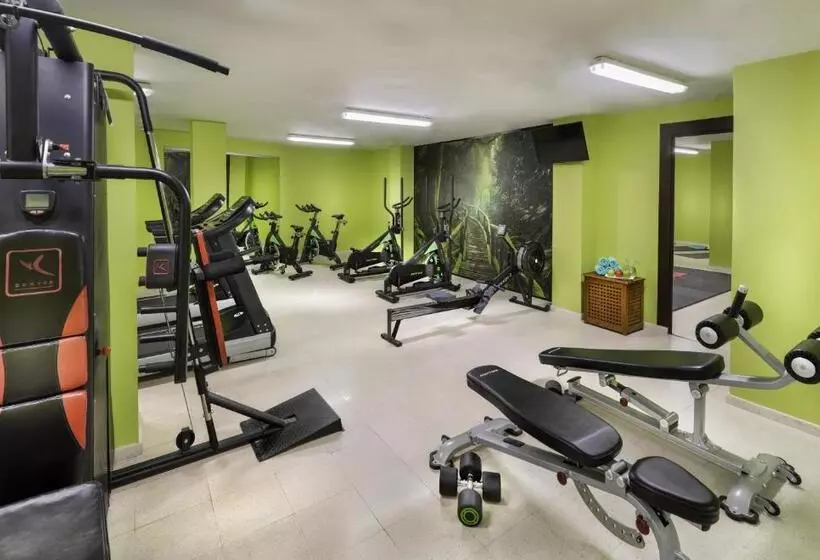 Regency Country Club, Apartments Suites