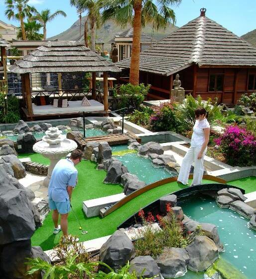 Regency Country Club, Apartments Suites