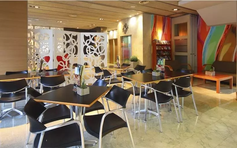 Aqua Hotel Nostre Mar Apartaments