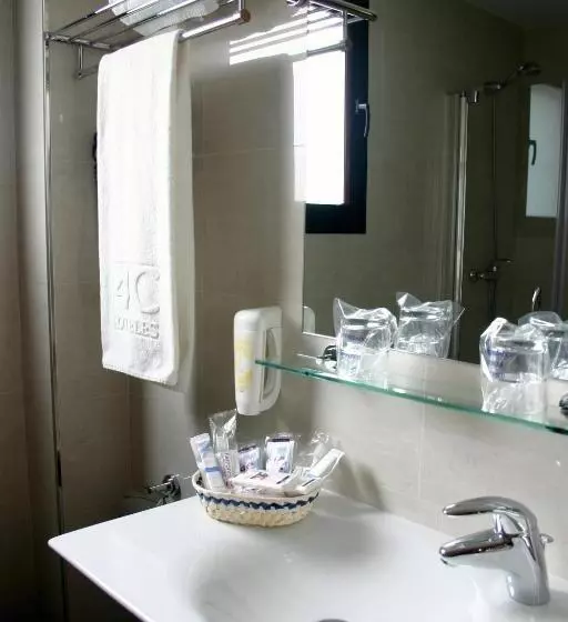 هتل 4c Bravo Murillo