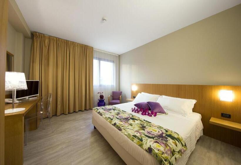 فندق Anusca Palace