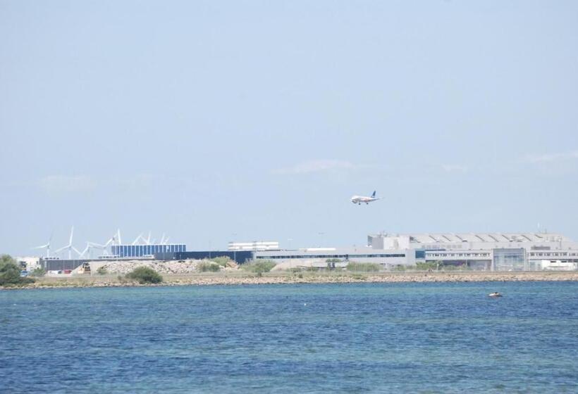 فندق Copenhagen Airport
