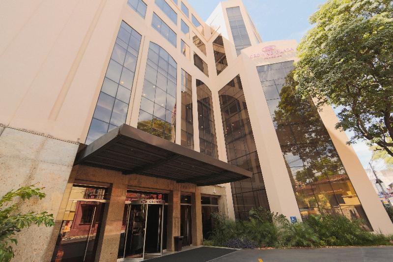 هتل Crowne Plaza Asunción, An Ihg