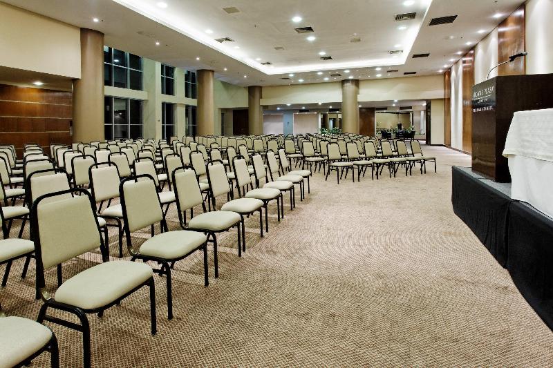 هتل Crowne Plaza Asunción, An Ihg